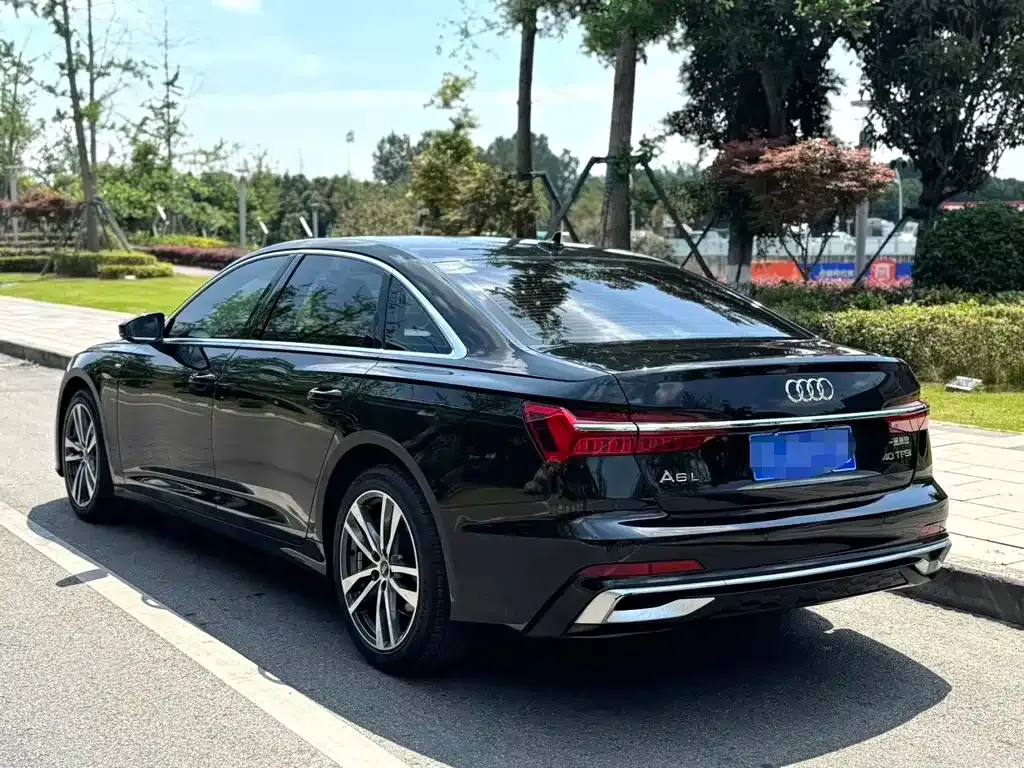Audi A6L — фото 6