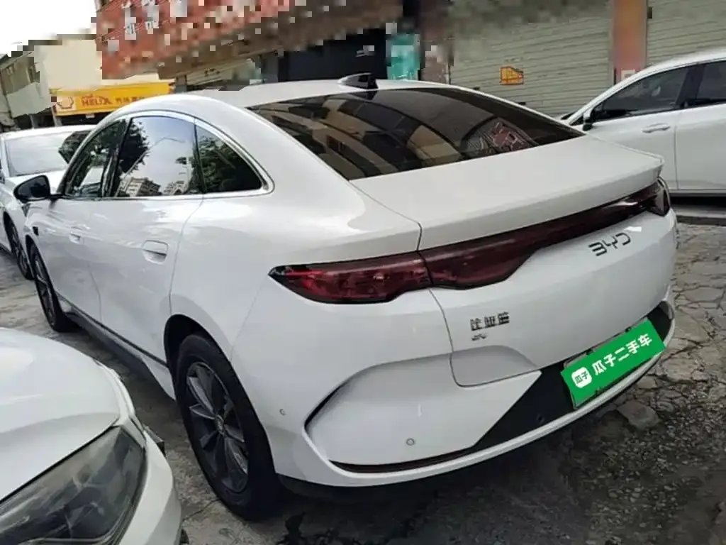 BYD Qin L — фото 10