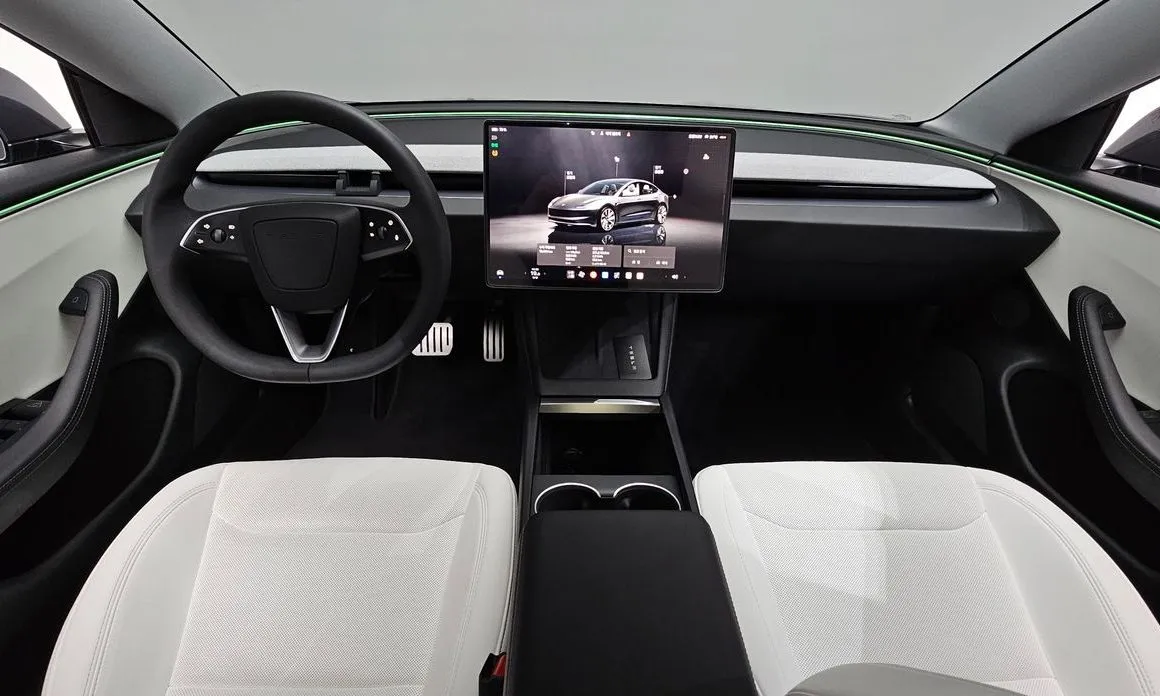 Tesla Model 3 — фото 10