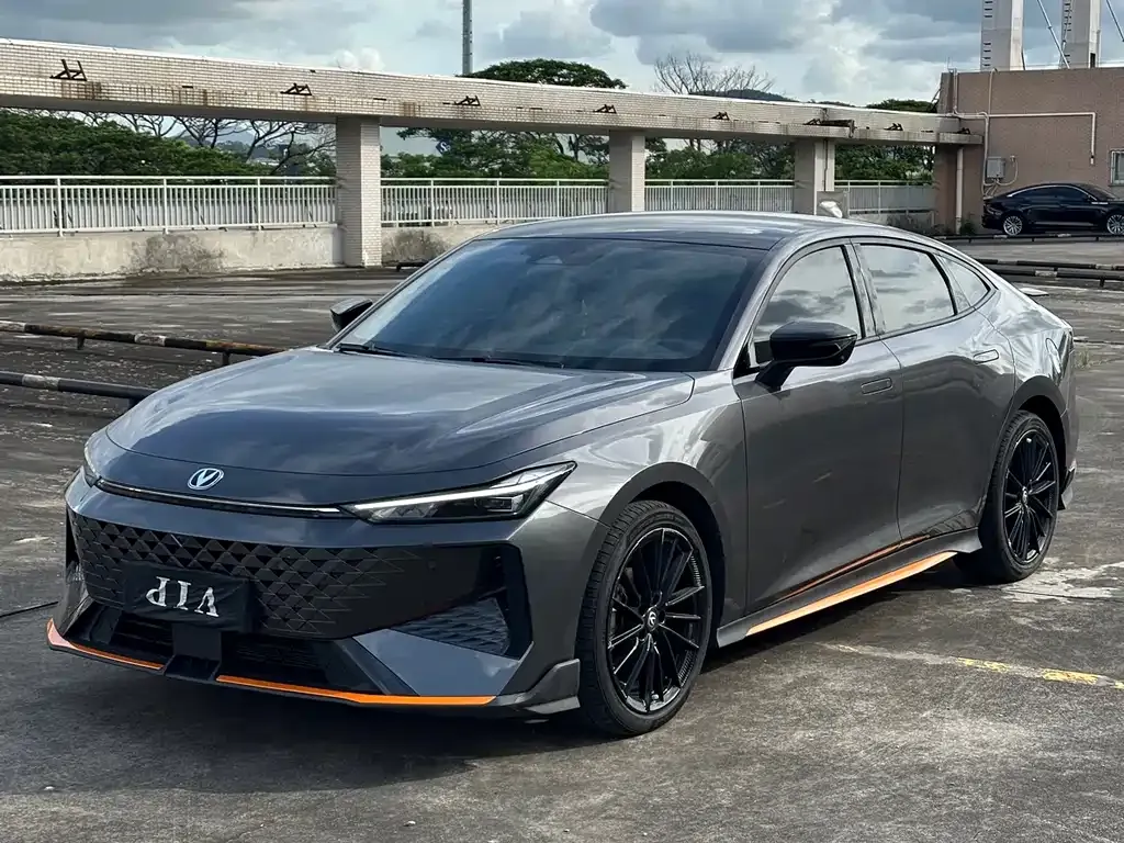 Changan UNI-V
