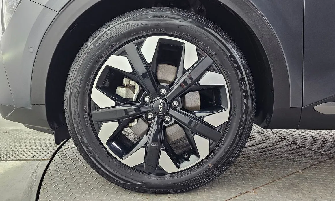Kia Sportage — фото 10