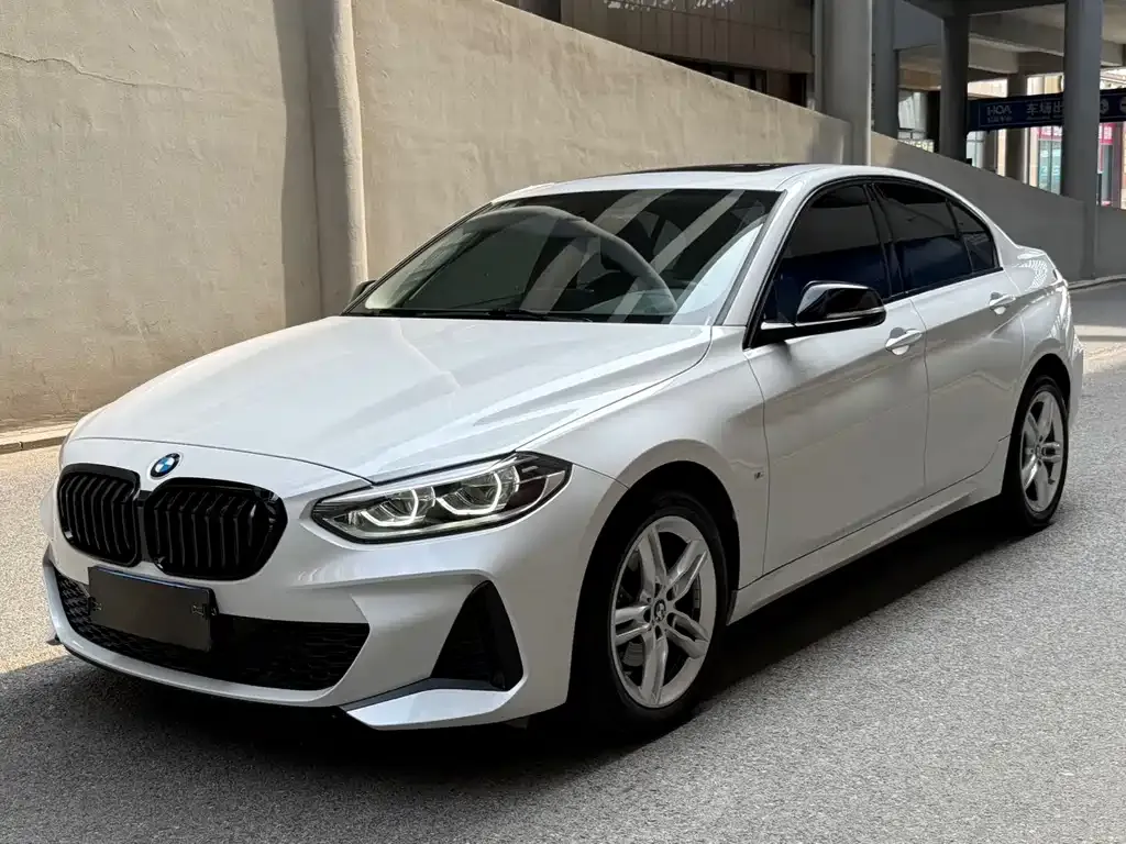 BMW 1 Series — фото 1