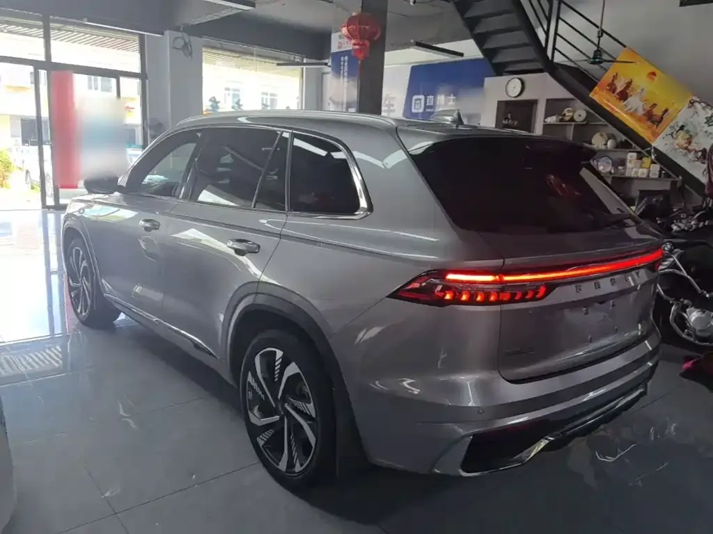 Geely Xingyue L — фото 9