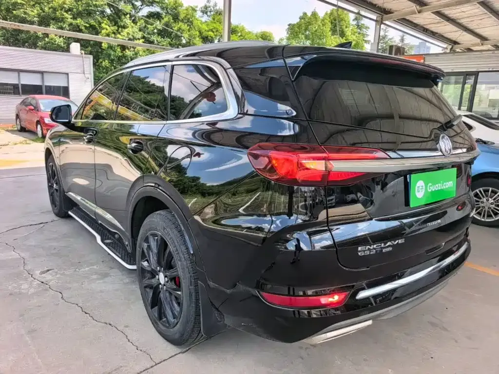 Buick Enclave — фото 7