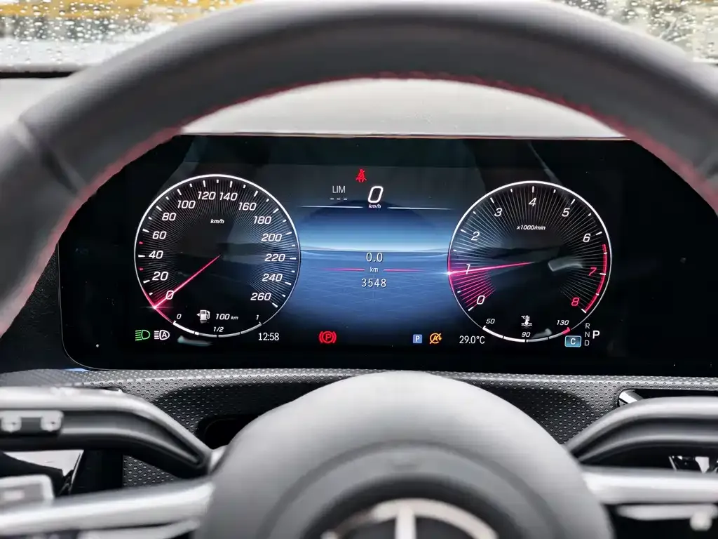 Mercedes-Benz CLA (Import) — фото 10
