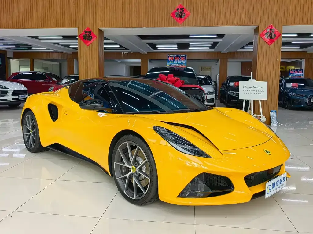 Lotus Emira — фото 7