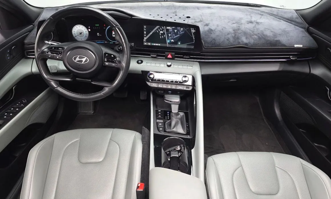 Hyundai AVANTE — фото 8