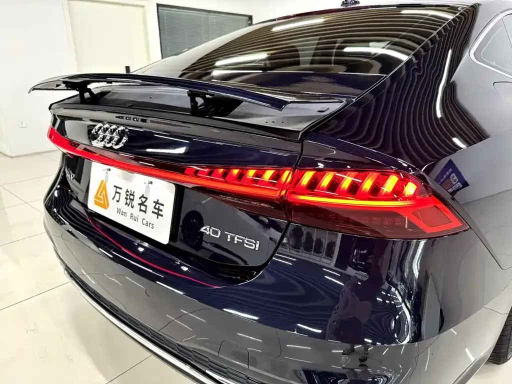 Audi A7 — фото 7