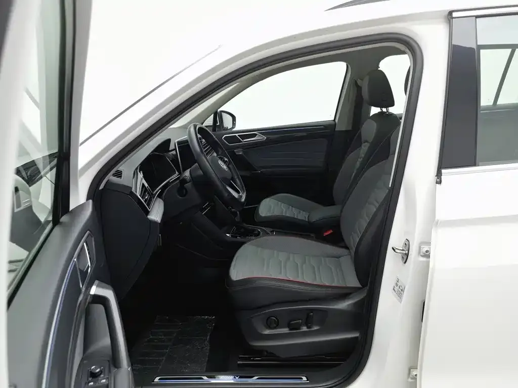 Volkswagen 途观L插电混动 — фото 4