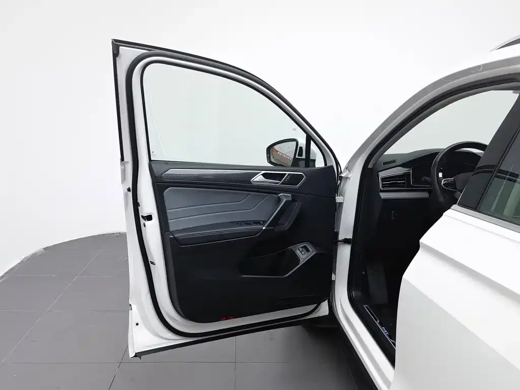 Volkswagen 途观L插电混动 — фото 6