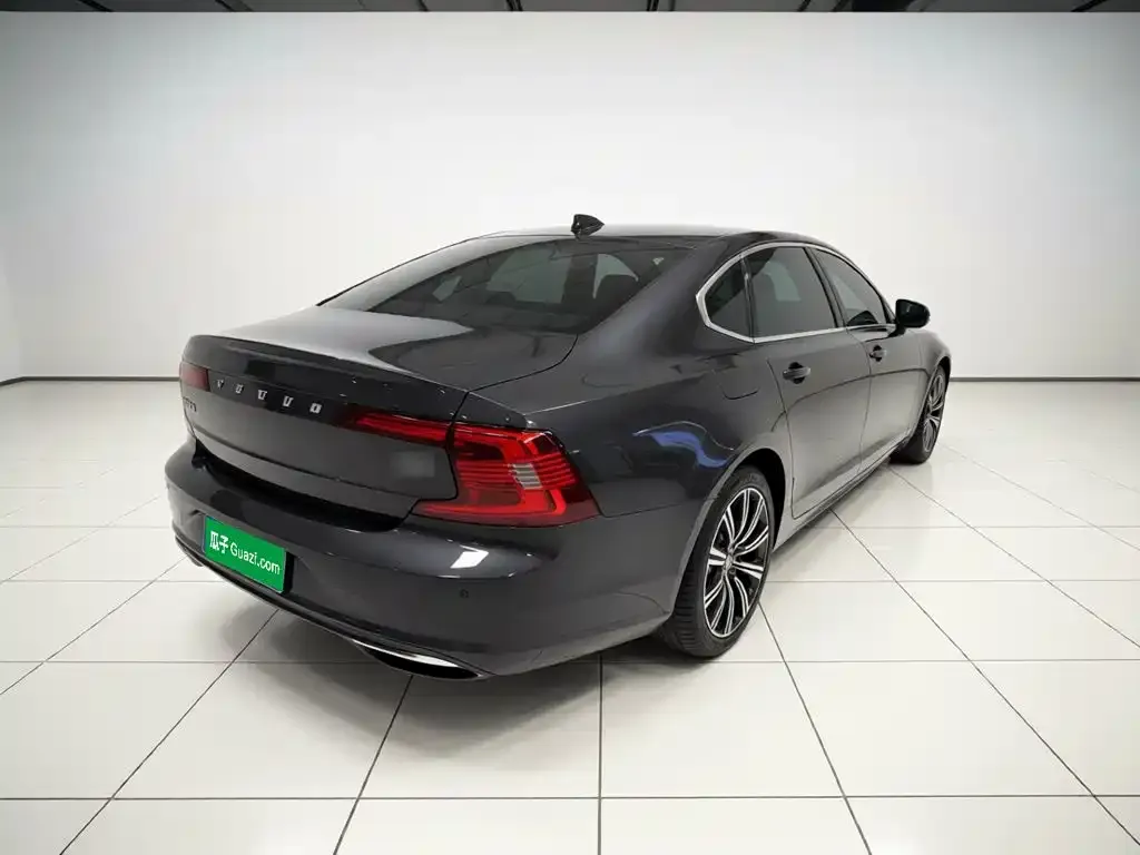 Volvo S90 — фото 4