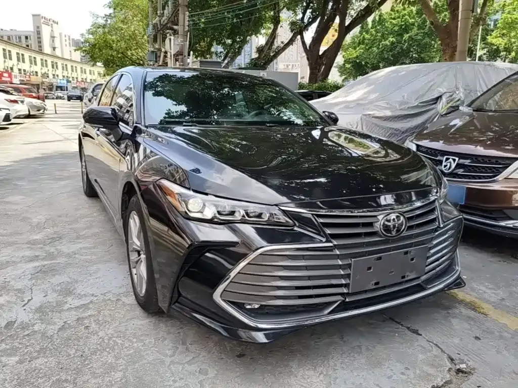Toyota Avalon — фото 6