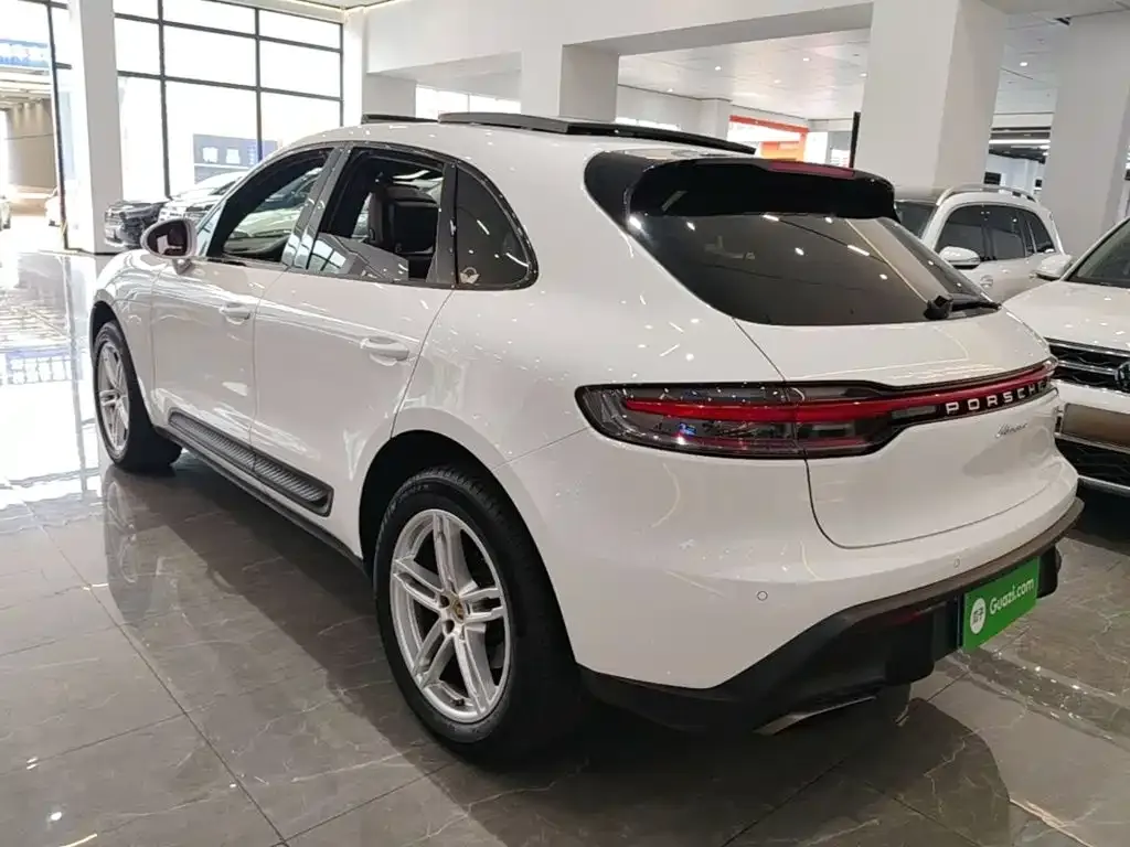 Porsche Macan — фото 5