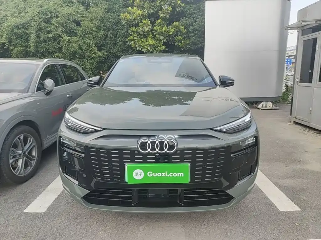 Audi Q6L e-tron — фото 9
