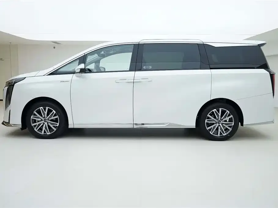 GAC Motor Trumpchi M8 — фото 8