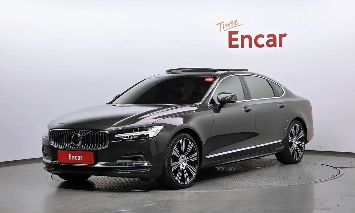 Volvo S90 — фото 1