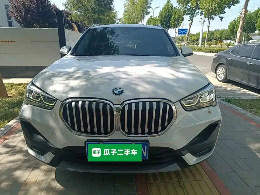 BMW X1 — фото 2