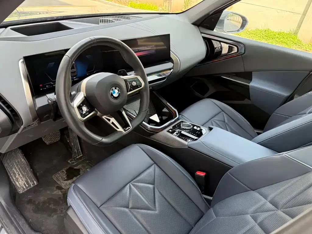 BMW X3 — фото 9