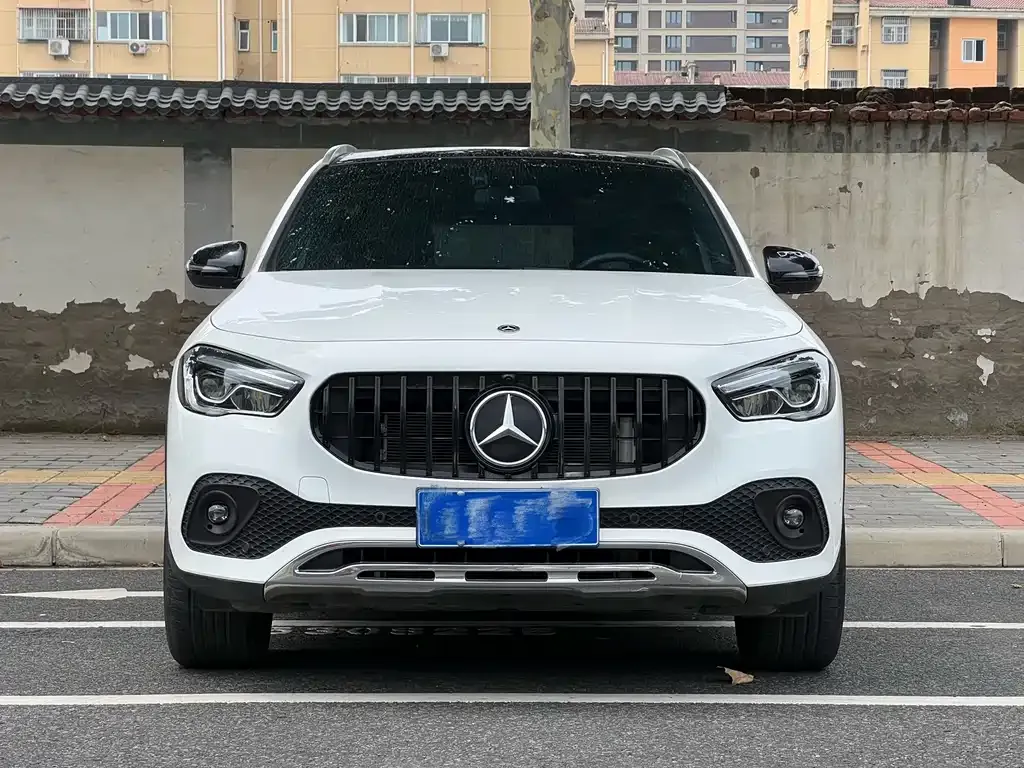 Mercedes-Benz GLA — фото 7