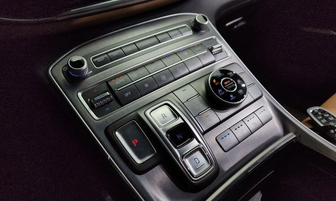 Hyundai Santafe — фото 5