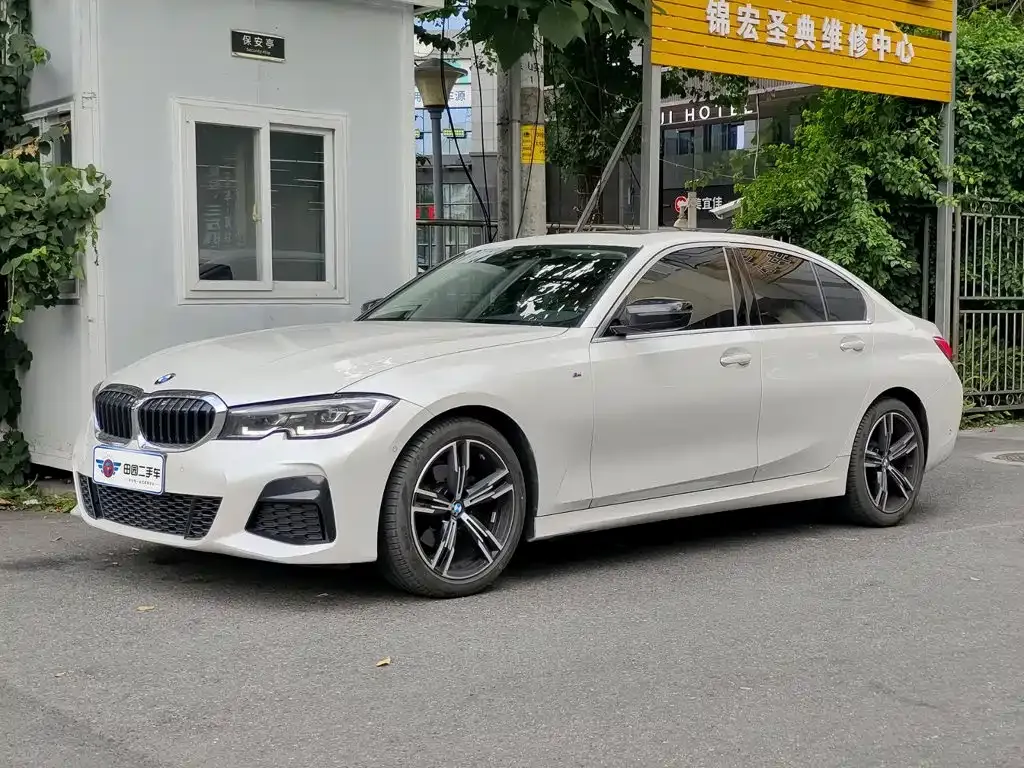 BMW 3 Series — фото 1
