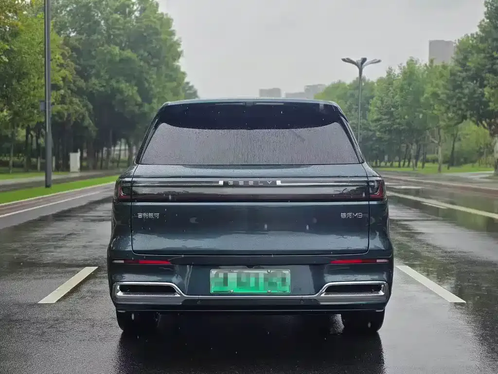 Geely Galaxy M9 — фото 3