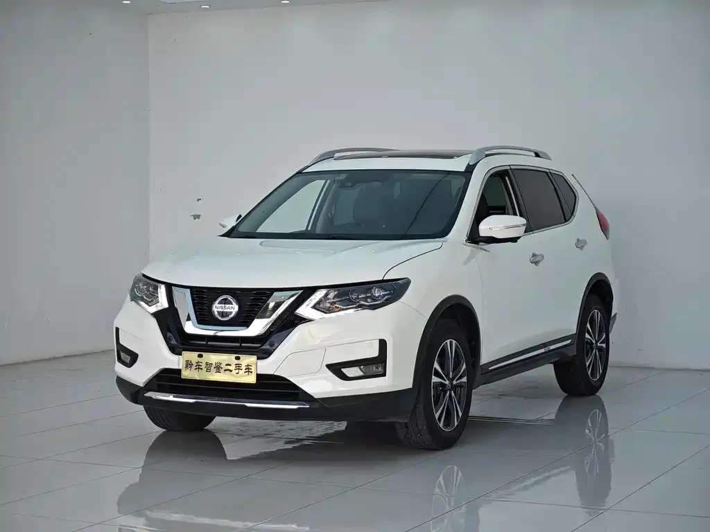 Nissan X-Trail — фото 1