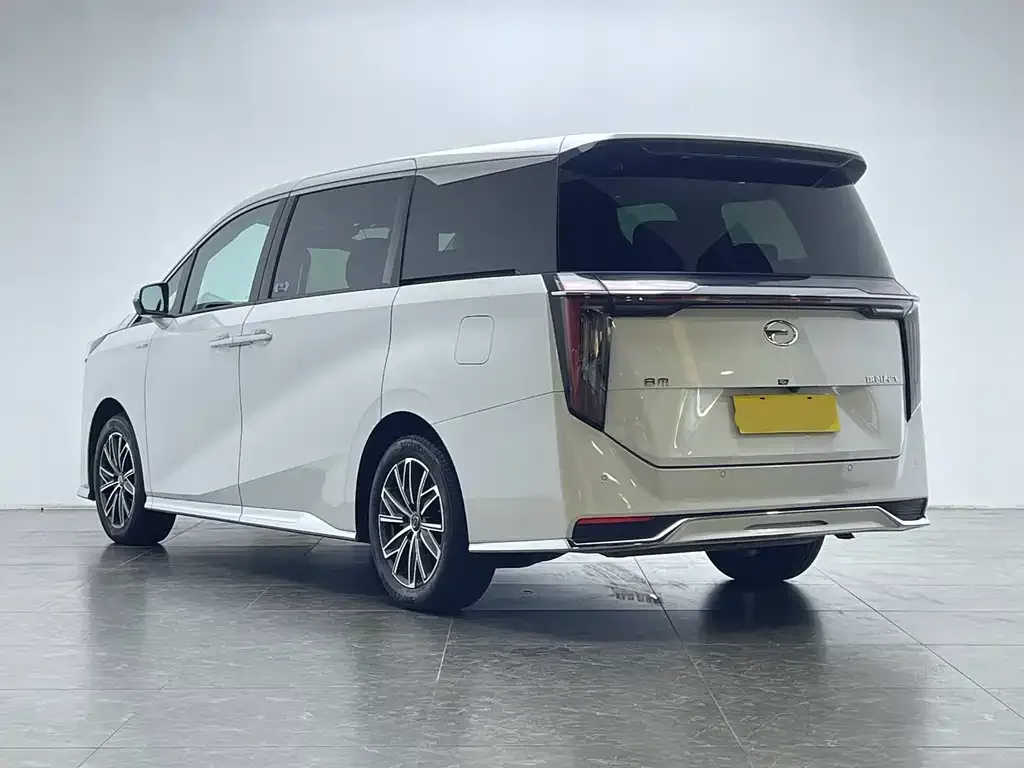 GAC Motor Trumpchi M8 — фото 3