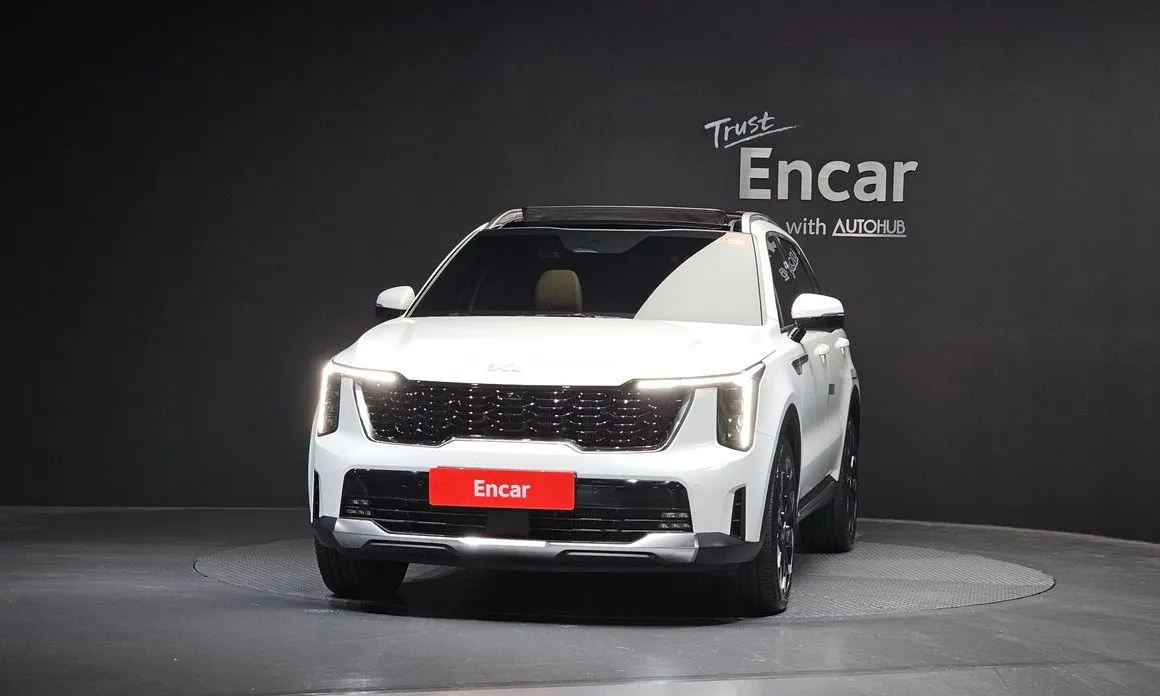 Kia Sorento — фото 9