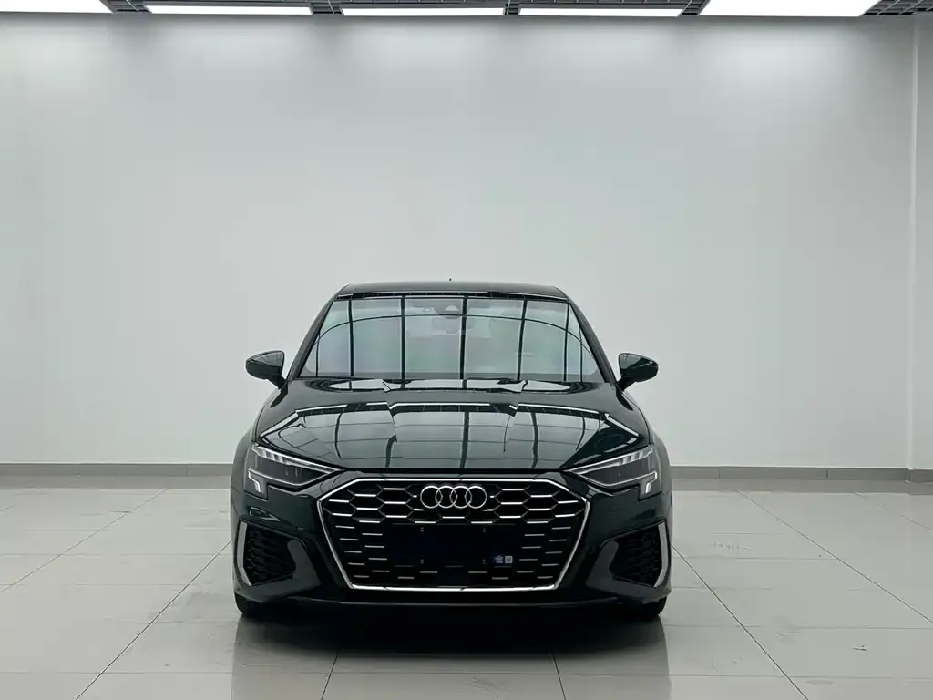 Audi A3 — фото 2