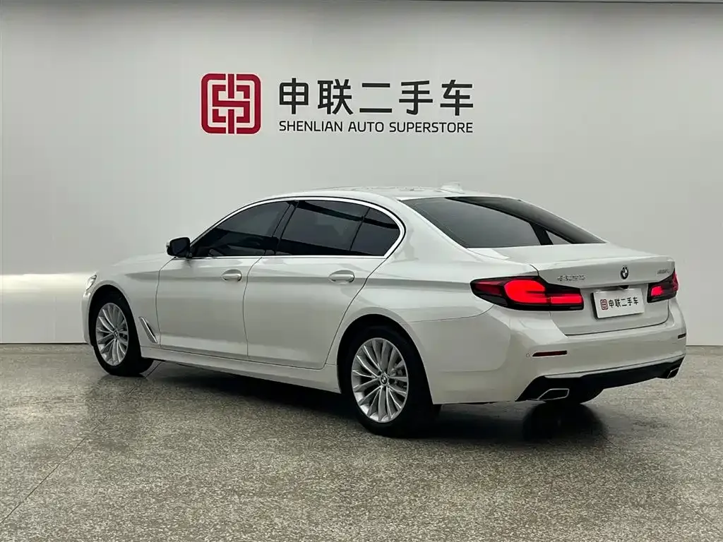 BMW 5 Series — фото 4
