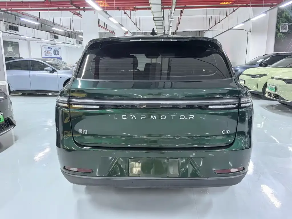 Leapmotor C10 — фото 2