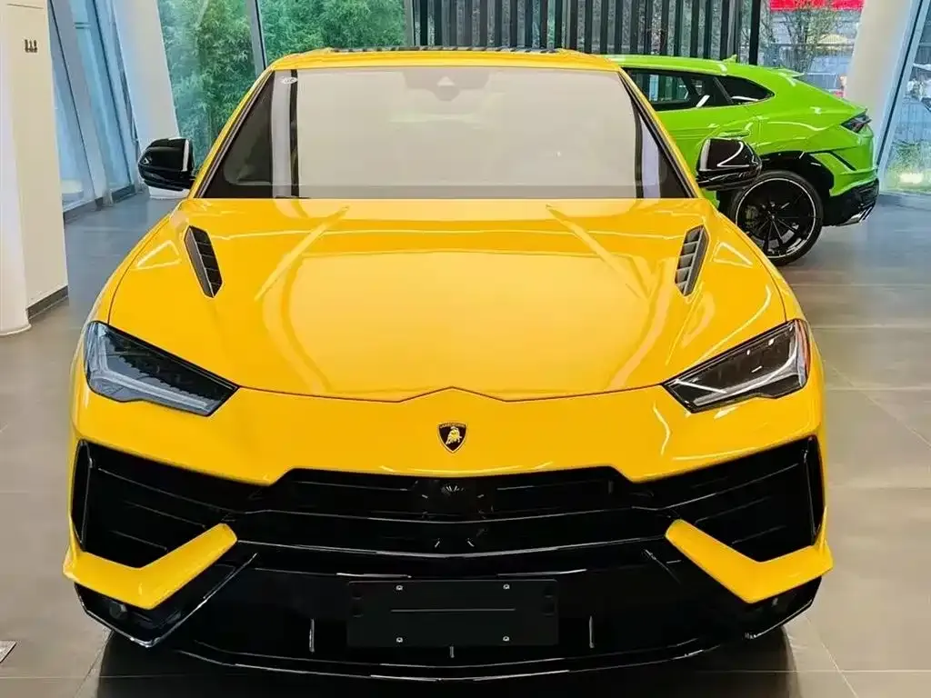 Lamborghini Urus — фото 5