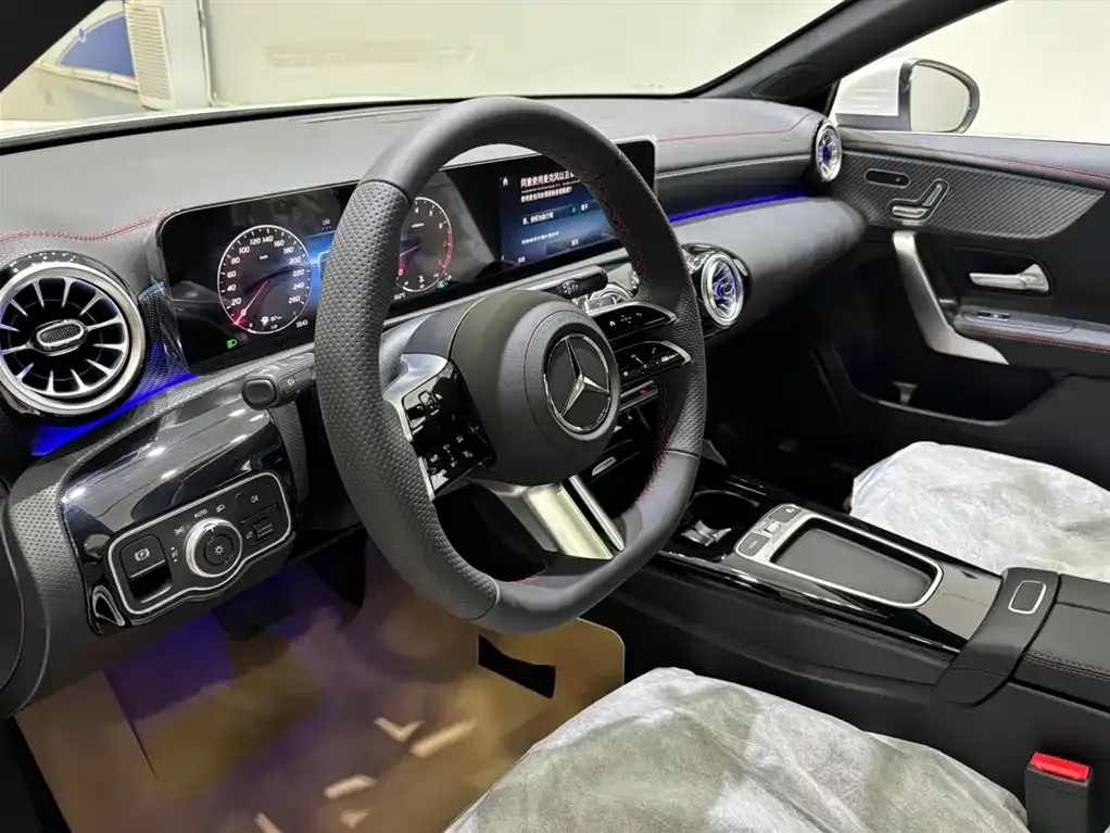 Mercedes-Benz A-Class — фото 10