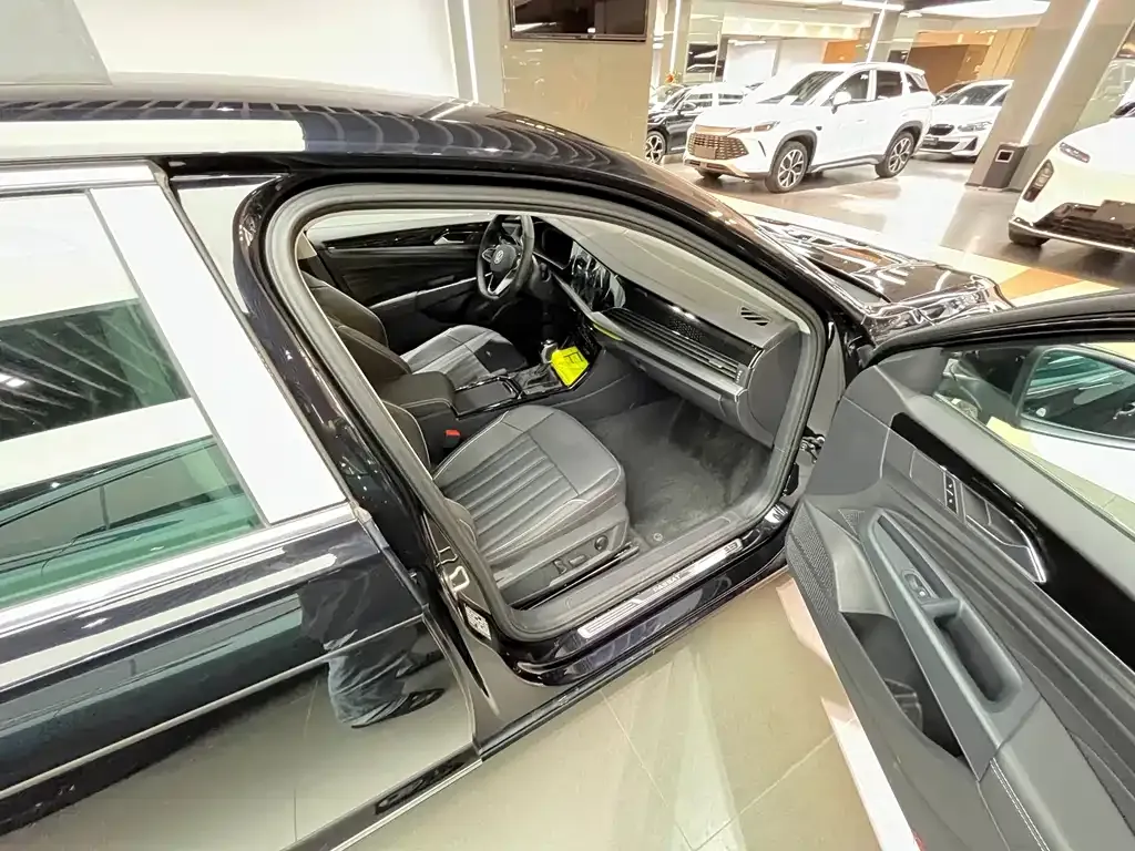 Volkswagen Passat — фото 5