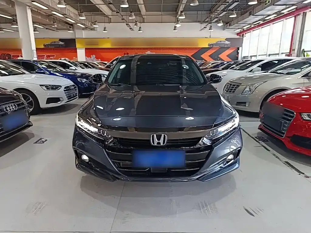 Honda Accord — фото 6