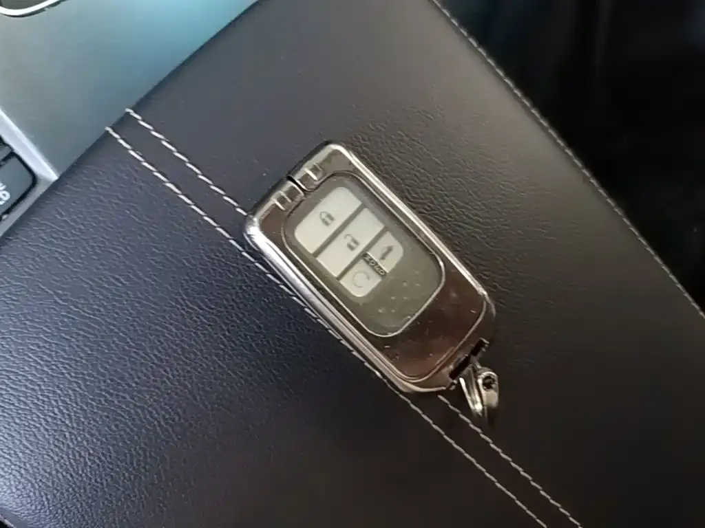 Honda Accord — фото 4