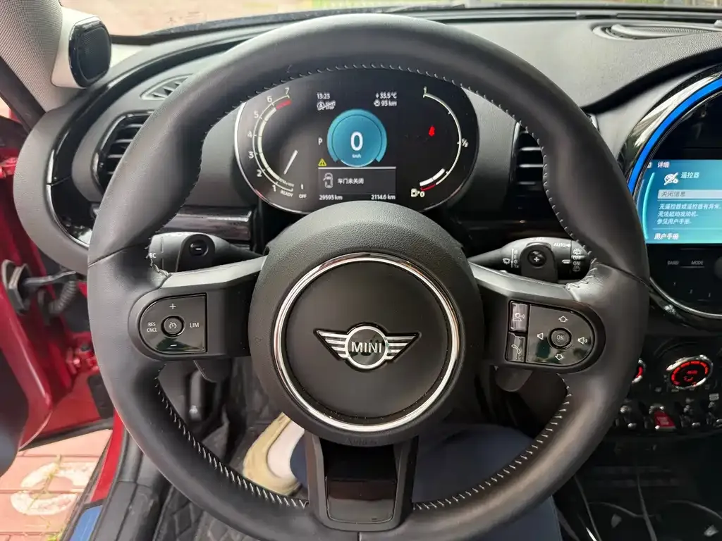 MINI Clubman — фото 5