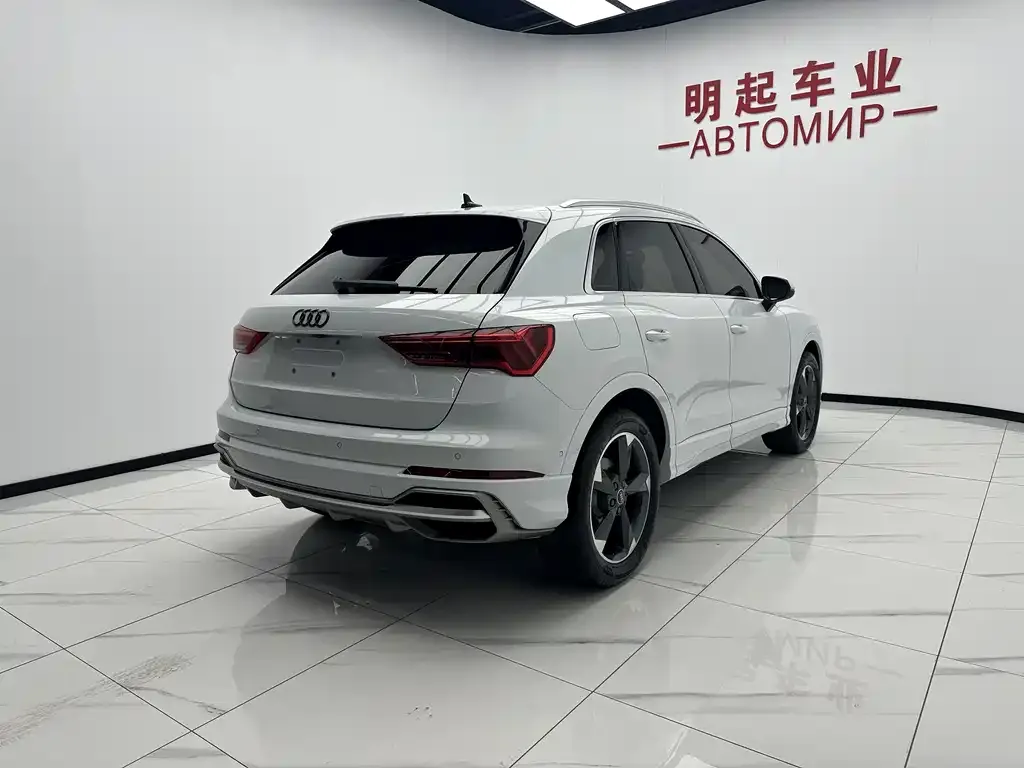 Audi Q3 — фото 5