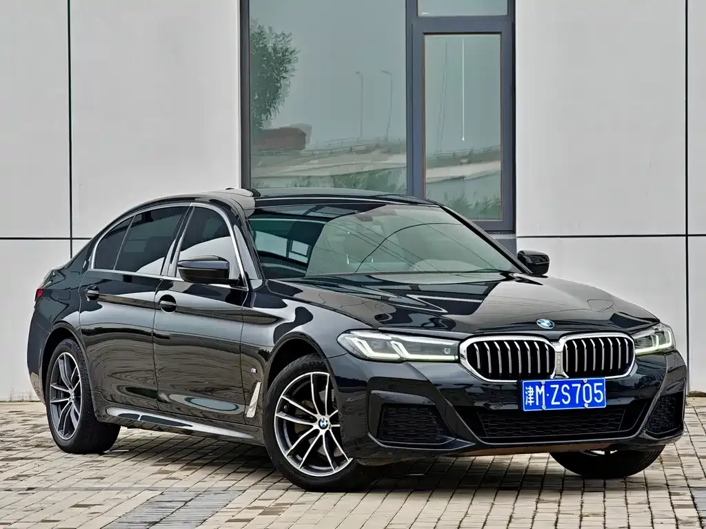 BMW 5 Series — фото 3