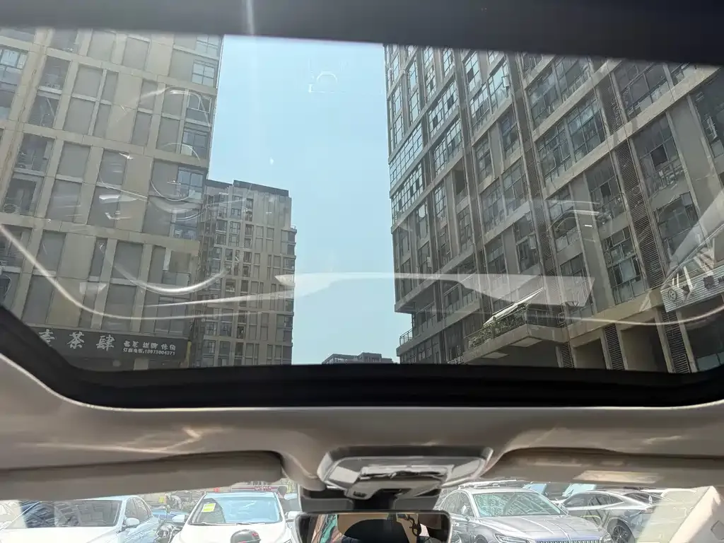Hongqi H5 2024 из CN, фото 6