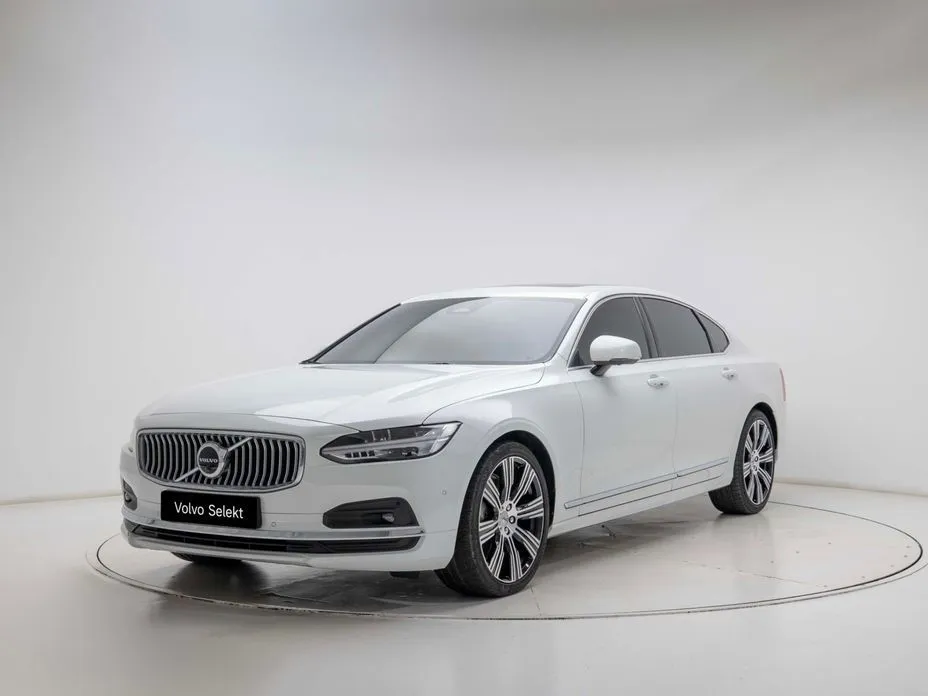 Volvo S90 — фото 1