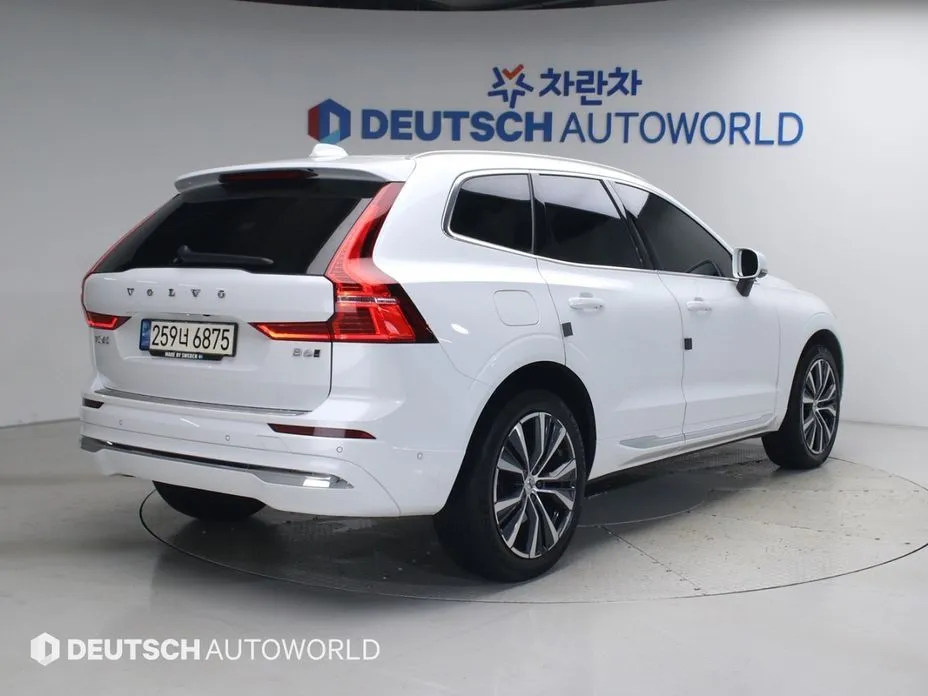 Volvo XC60 — фото 4