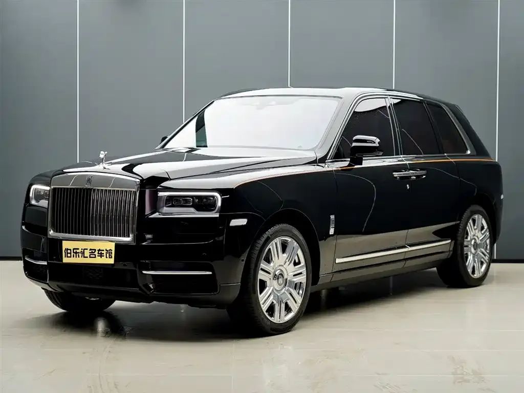 Rolls-Royce Cullinan — фото 8