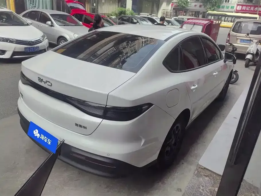BYD Seal 05 DM-i — фото 4