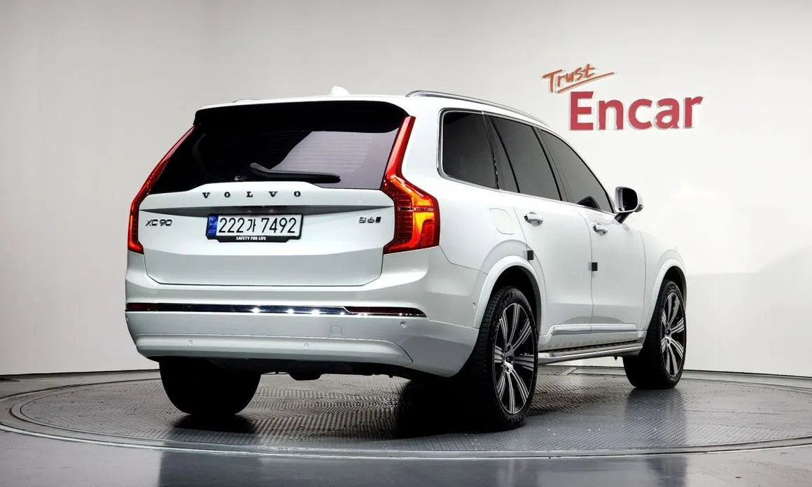 Volvo XC90 2023 из KR, фото 9