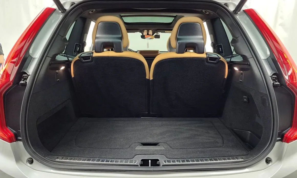 Volvo XC90 2023 из KR, фото 5