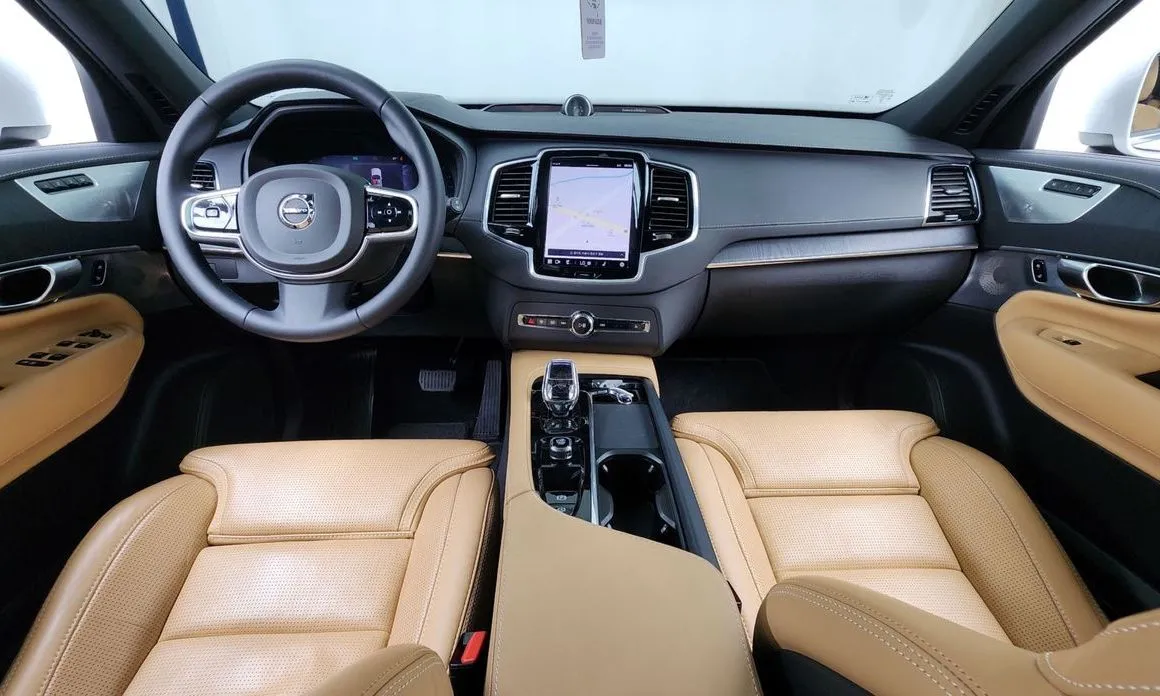 Volvo XC90 2023 из KR, фото 4
