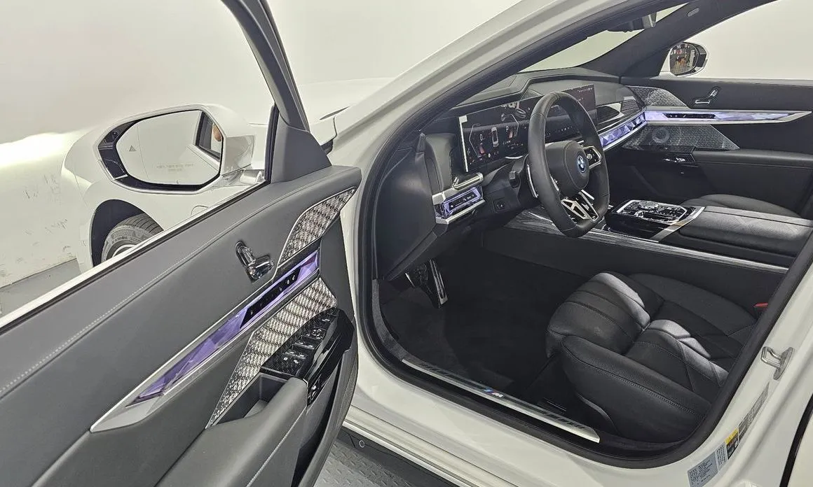 BMW 7-Series 2026 из KR, фото 5