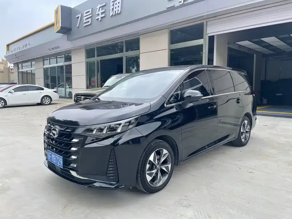GAC Motor Trumpchi M6 — фото 1